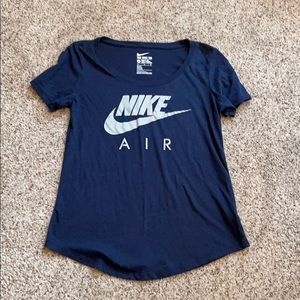 Nike tee